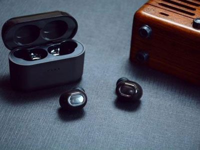 高價值和實用的藍牙耳機設(shè)計讓您在幾分鐘內(nèi)印象深刻。